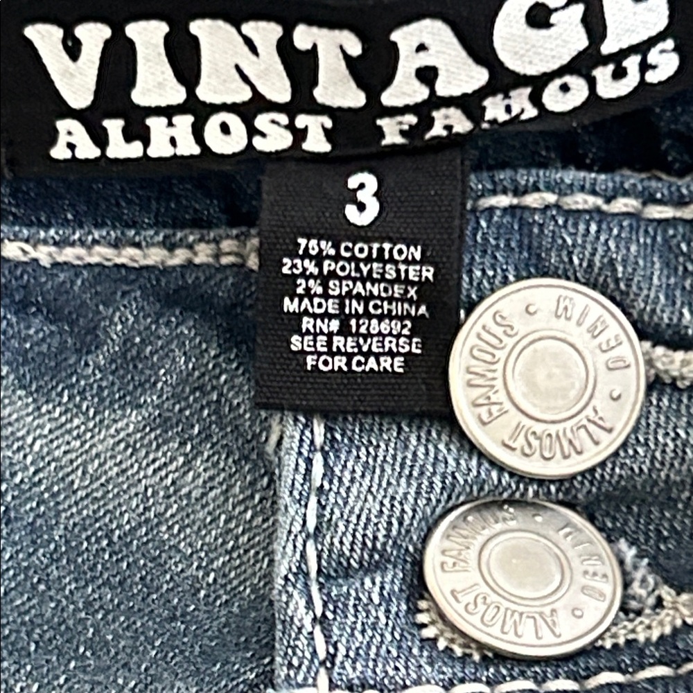 Vintage Denim Flare Jeans (Juniors) - Picture 10 of 15